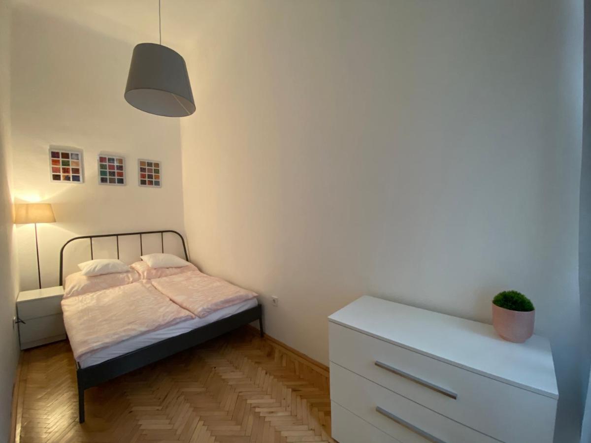 3 Bedrooms- Central Quarter Apartment Budapest Exteriör bild